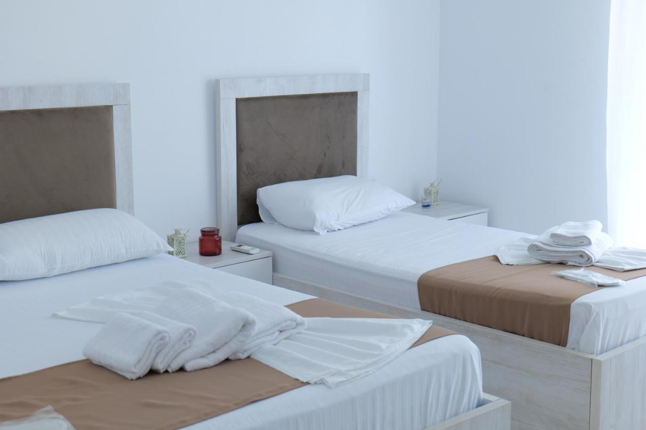 Hotel Seahorse à Ksamil Extérieur photo